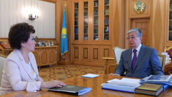 Фотография к новости: Тоқаев Айман Мұсақожаеваны қабылдады