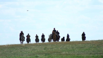 Фотография к новости: Атты тур. Үшінші күн. Едіге бидің мазары