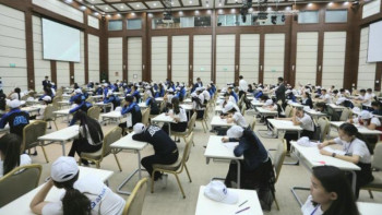 Фотография к новости: Елордада республикалық IQanat ауыл мектеп оқушыларының слеті өтіп жатыр