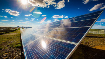 Фотография к новости: Тоталь Оңтүстік Қазақстанда күн электр станциясын салады