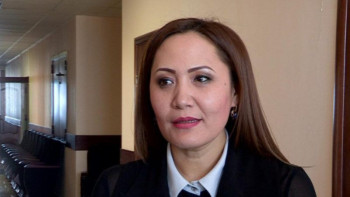 Фотография к новости: Сенат депутаты Айгүл Қапбарова ант берді