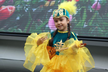 Фотография к новости: Қала күні қарсаңында елорданың кішкентай тұрғындары өнер көрсетті