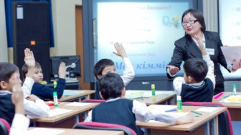 Фотография к новости: Қазақстандық мұғалімдердің басым бөлігі мектептерін жақсы жұмыс орны ретінде ұсынады