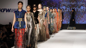 Фотография к новости: Елорда күніне орай халықаралық сән мерекесі өтеді