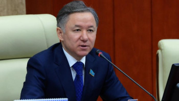 Фотография к новости: Үкіметтік заң жобаларының сапасына екпін қою керек - Нығматулин