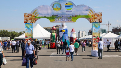 Елордада төрт өңірдің ауылшаруашылық жәрмеңкелері өтуде