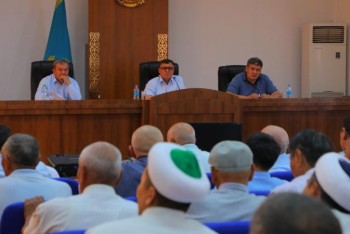 Фотография к новости: Арысты жандандыруға белсенді азаматтар да атсалысады