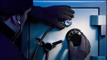 Фотография к новости: Елордада кеңседен сейф ұрлады деген күдікпен екі азамат ұсталды