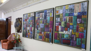 Фотография к новости: Суретші Руслан Ақанаевтың жеке көрмесі ашылды