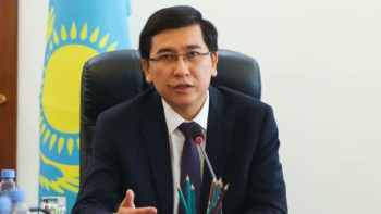 Фотография к новости: Білім және ғылым министрі президенттен эстафетаны қабылдады