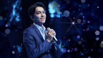 Фотография к новости: Димаш мемлекет басшысы жолдаған эстафетаны қабыл алды