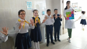 Фотография к новости: Жалақымның өскеніне қуаныштымын – маңғыстаулық дәрігер