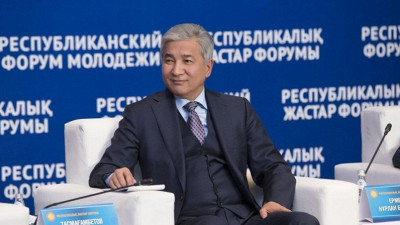 Абай - 175: Тасмағанбетов Абайдың қара сөзін оқыды