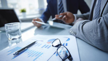 Фотография к новости: Бизнеске кедергі келтіретін шенеуніктер түрмеге түседі – Тоқаев