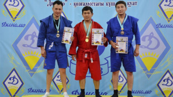 Фотография к новости: Жамбылдық полицейлер арасында самбодан сайыс өтті