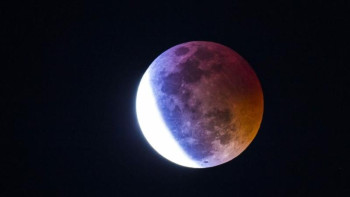 Фотография к новости: Ертең Ай тұтылады: Қазақстандықтар Юпитерді көре алады