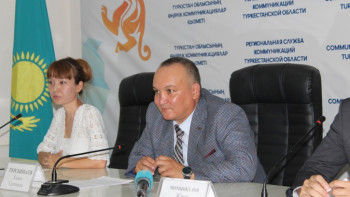 Фотография к новости: Түркістан облысында мемлекеттік қызметті электрондық түрде көрсету үлесі 6% өсті