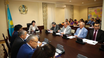 Фотография к новости: Абайдың 175 жылдығында 500-ге жуық іс-шара өткізілмек