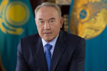 Фотография к новости: Назарбаев металлургтерді кәсіби мерекесімен құттықтады