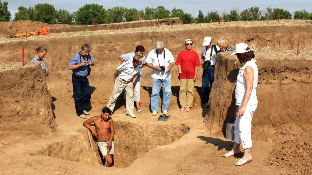 ЮНЕСКО ғалымдары Павлодардағы тарихи ескерткіштерді зерттеуге кірісті 
