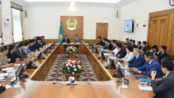 Фотография к новости: Алматы цифрландыру саласында көш бастап келеді