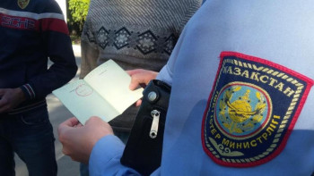 Фотография к новости: Алматыда заңсыз жүрген 800 шетелдік ұсталды 