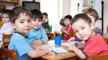 Фотография к новости: Алматы облысында балабақша кезегі электронды форматқа көшірілді