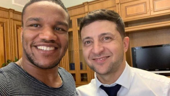 Фотография к новости: Украинада алғаш рет қаранәсілді депутат сайланады  