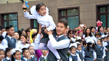 Фотография к новости: Елордада 20 мың бала алғаш рет мектепке барады