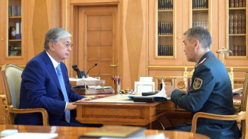 Фотография к новости: Арыстан 3 мың тоннаға жуық оқ-дәрі қауіпсіз жерлерге шығарылды –﻿ қорғаныс министрі