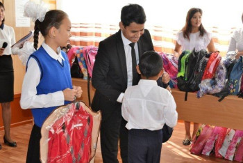 Фотография к новости: «Мектепке жол» республикалық акциясы жыл бойына жалғасады