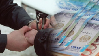 Фотография к новости: Қостанайда пара алған депо басшысы ұсталды