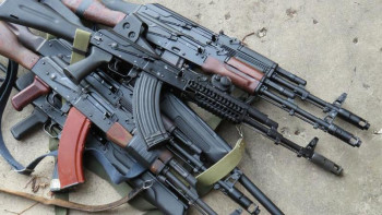 Фотография к новости: Алматы, Шымкент, Қызылордада қару-жарақ сатумен айналысқан қылмыстық топ ұсталды