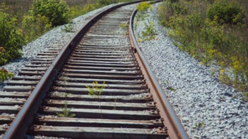 Фотография к новости: Темір жолда белгіленбеген жерден өткен 15 мыңнан астам  адам жауапкершілікке тартылды 