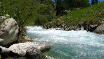 Фотография к новости: ШҚО-да өзендер арнасынан тасуы мүмкін