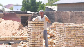 Фотография к новости: Бір тәулік ішінде Арыста 133 үй қалпына келтірілді