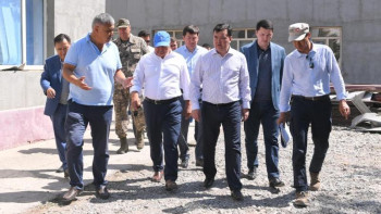 Фотография к новости: ҚР вице-премьері Арыстағы жөндеу жұмыстарының барысымен танысты