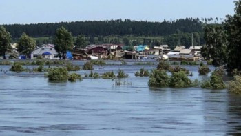 Фотография к новости: Ресейдің су басқан аудандарынан мыңнан астам адам көшірілді 
