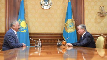 Фотография к новости: Президент Тұңғышбай Жаманқұловты қабылдады