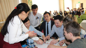 Фотография к новости: Тоқаев өнер саласында жүрген жастарды қолдау қажет екенін айтты