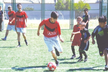 Фотография к новости: Қарағанды облысында «Өңірлерді дамыту» бағдарламасы бойынша спорт алаңы салынды