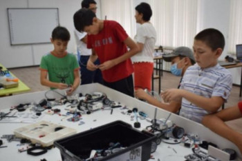 Фотография к новости: Жамбыл облысының оқушылары 21 түрлі үйірмеге тегін қатысады  ﻿﻿﻿