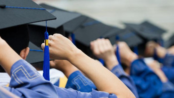 Фотография к новости: Атырау облысында биыл 232 тегін грант бөлінді