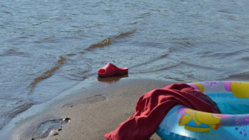 Фотография к новости: Құтқарушылар Каспийге батып кеткен жасөспірімдердің денесін тапты