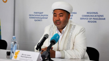 Фотография к новости: Павлодарлық бас имам Құрбан айт кезінде мал бағасын өсірмеуге шақырды