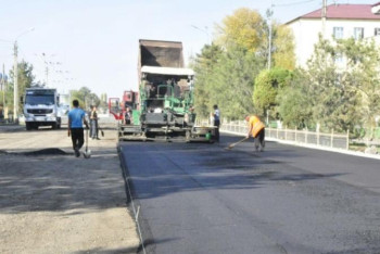 Фотография к новости: Шығыс Қазақстанда жол мен коммуналдық жүйелер жөнделеді