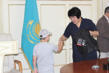 Фотография к новости: Ақтөбеде «Мектепке жол» акциясы басталды