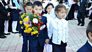 Фотография к новости: Биыл мектептерде «алғашқы қоңырау» жексенбіде соғылады