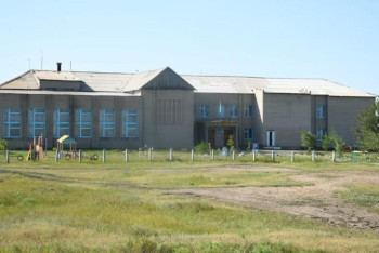 Фотография к новости: Қостанай облысында түркістандық балалармен толыққан мектеп жабылмайтын болды