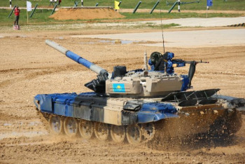 Фотография к новости: Қазақстандық танкшілер «Танк биатлонының» жартылай финалына  шықты